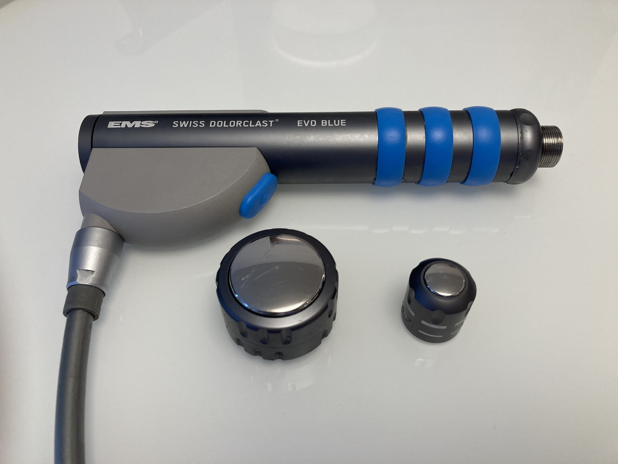 Peronealsehnenentzündung, Peronealsehnene, Peronealsehnenen, Entzündung, Stoßwellentherapie, Radiale Stoßwellentherapie, Hausarzt Romanplatz München