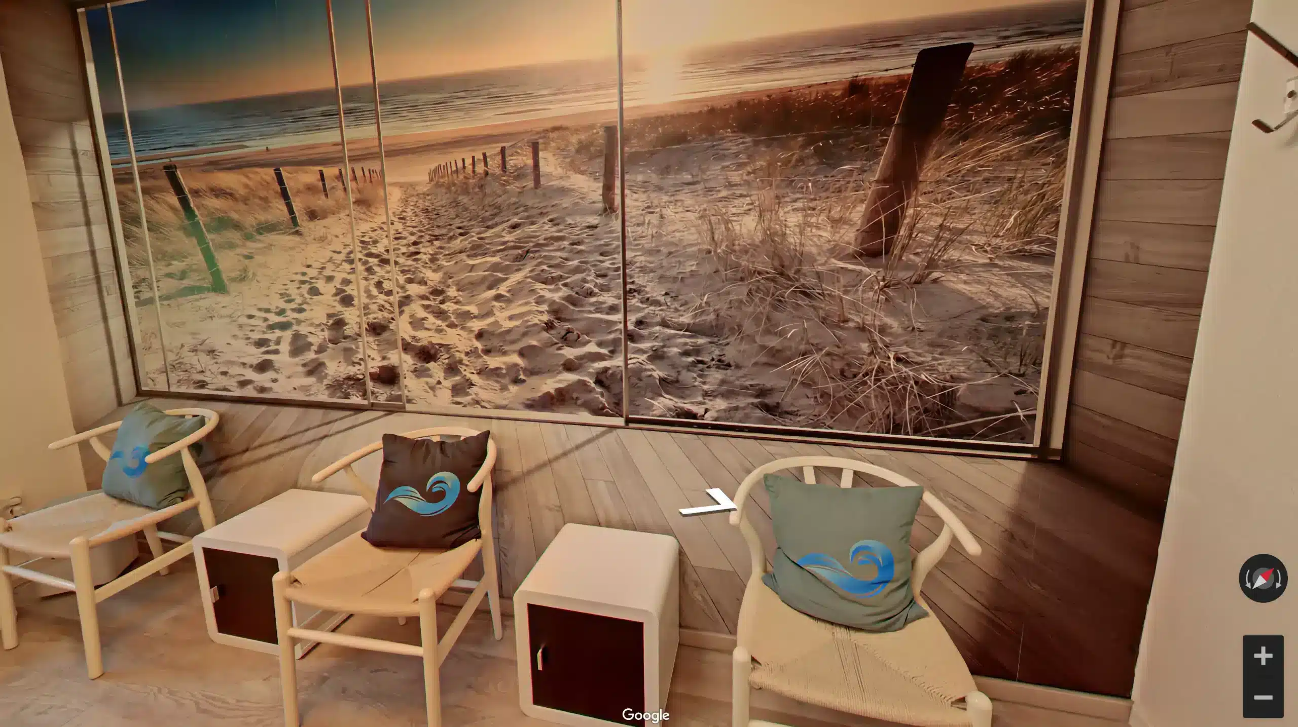 Hausarzt Nymphenburg: ruhiges Wartezimmer in der Hausarztpraxis am Romanplatz