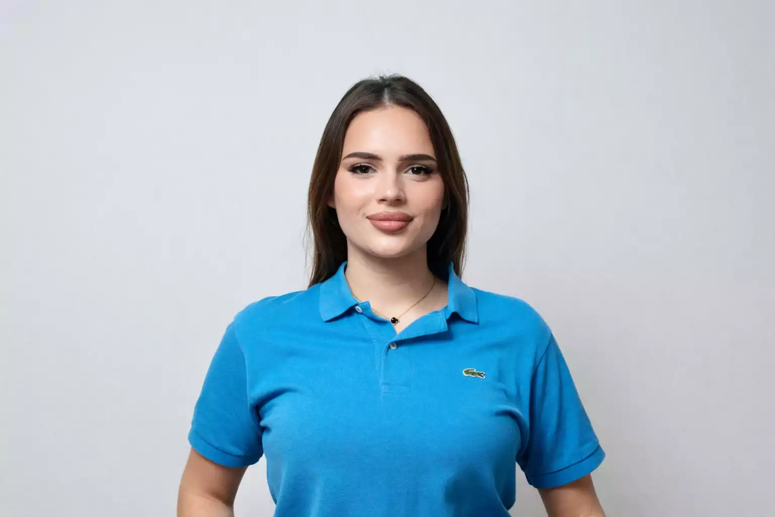 Hausarztpraxis Romanplatz – Ronja (Auszubildende)